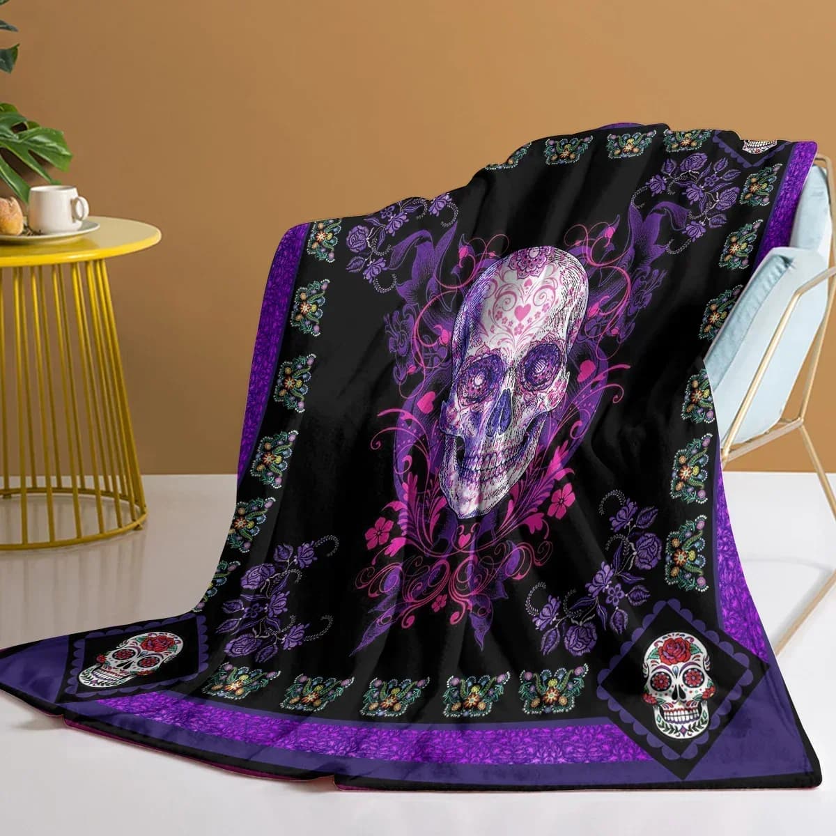Halloween Decor Black Skull Pattern Throw Blanket Skull Purple Floral Soft Cozy Fleece Flannel Throw Blanket for Couch Sofa Bed