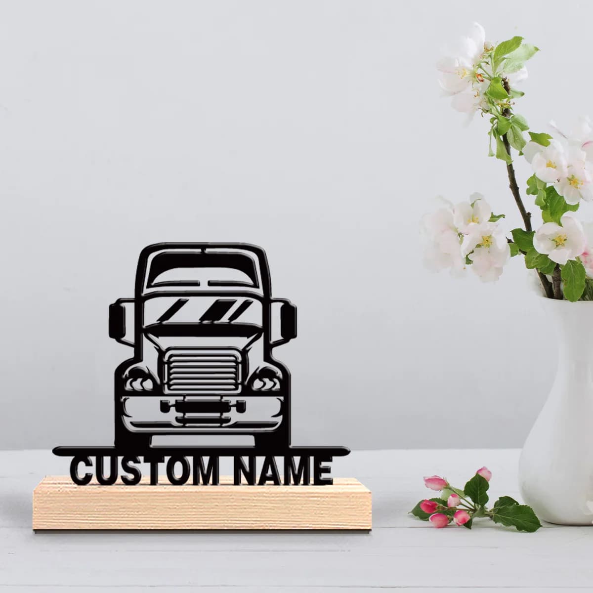1 pz. Nuovo Design Personalizzato, Scultura in Metallo a Forma di Camion Pesante con Base in Legno, Decorazione da Tavolo, Arte Nautica da Scrivania con Base in Legno