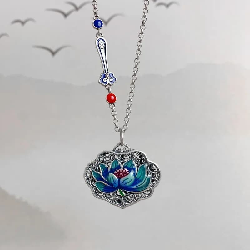 925 argento smalto blu fiore di loto cuore collana Sutra per donne e uomini Ruyi Lock ciondolo Vintage clavicola catena gioielli