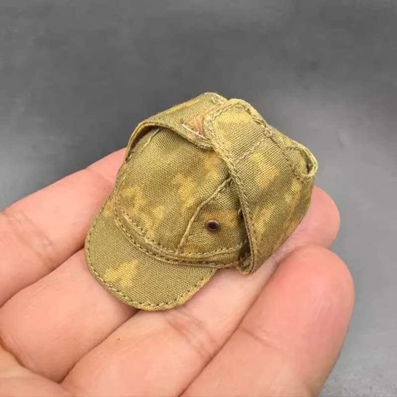 Disponibile RUS-044 Modello di cappello mimetico pieghevole con protezione per le orecchie da soldato in scala 1/6 per accessori per il corpo delle bambole Action Figures da 12 pollici