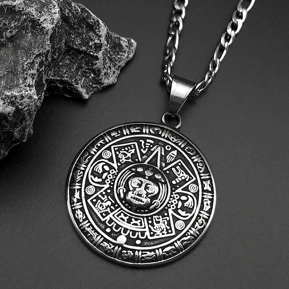 Vintage Mayan Symbol Pendant Necklace For Men Women Stainless Steel Black Ethnic Style Faith Amulet Chain Jewelry Accessories