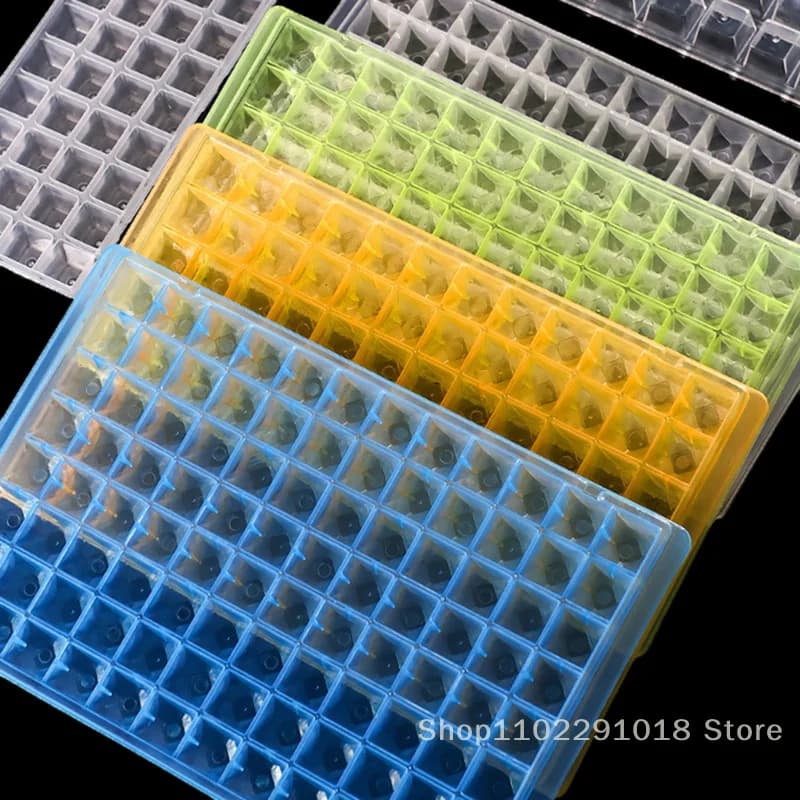 96 Griglia PP Vassoio per il ghiaccio Cubi Stampo per ghiaccio pieghevole Rompivande Vassoio per griglia per ghiaccio Stampo quadrato piccolo Creatore di ghiaccio Stampo in PP Gadget da cucina
