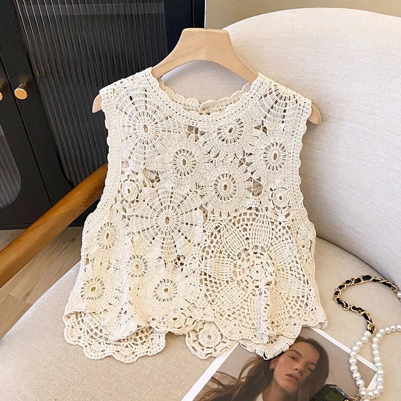 2025 Summer Hook Flower Hollow Out Knitted Vest Shirt Sweet Sleeveless Tank Top Korean Fashion Women Pullovers Blouse