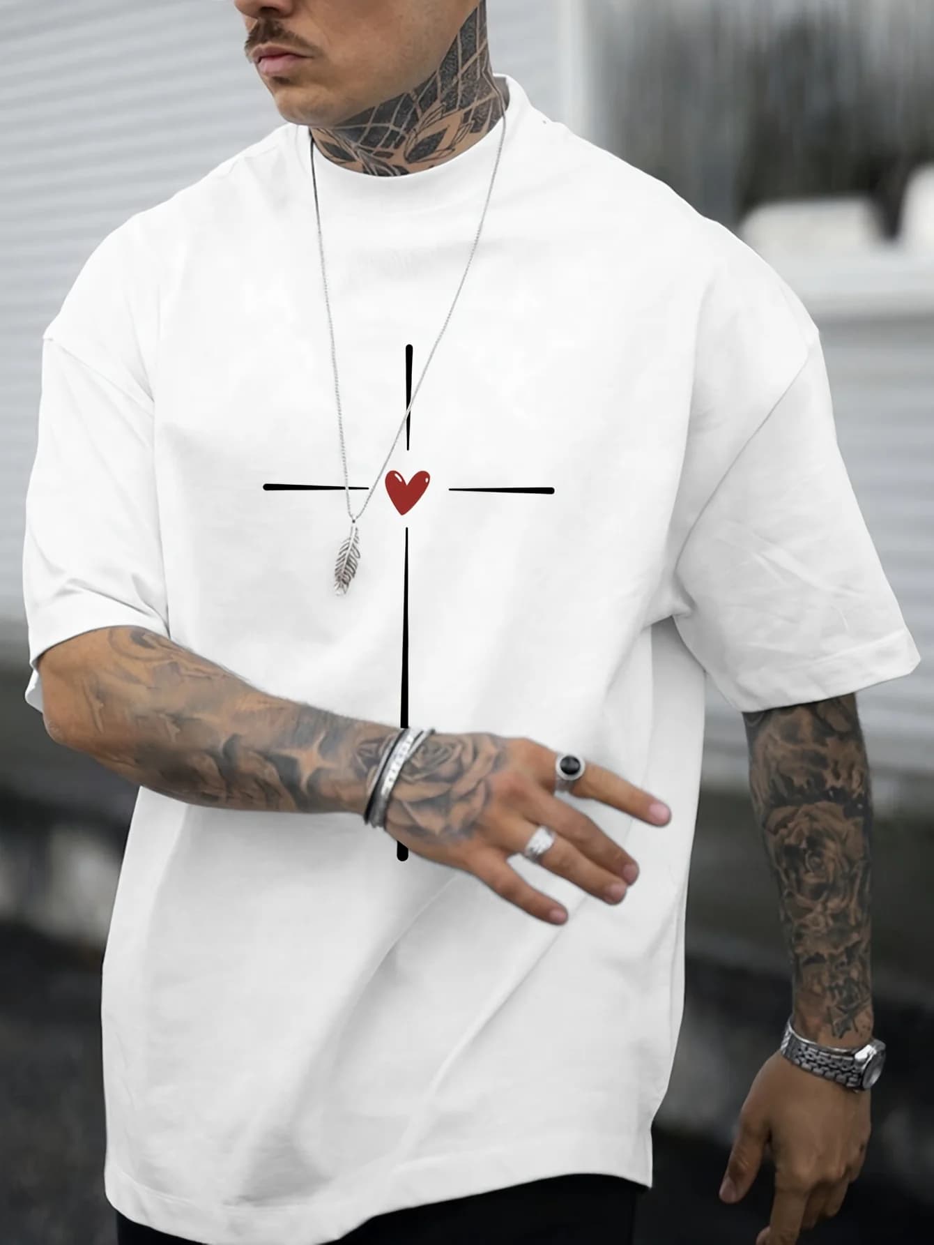 T-shirt girocollo a maniche corte casual da uomo con stampa grafica Love Heart, abbigliamento da uomo per l'estate all'aperto