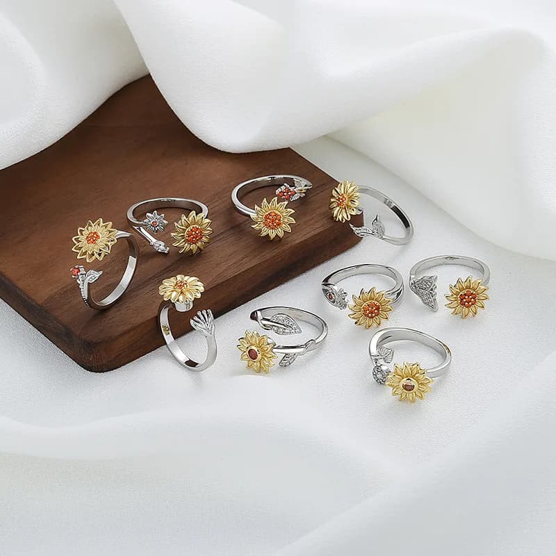 Nuovi anelli di ansia per le donne Ruota liberamente Anello rotante Zircone Cristallo Girasole Spinner Fidgets Anello Alleviare lo stress Gioielli Regalo
