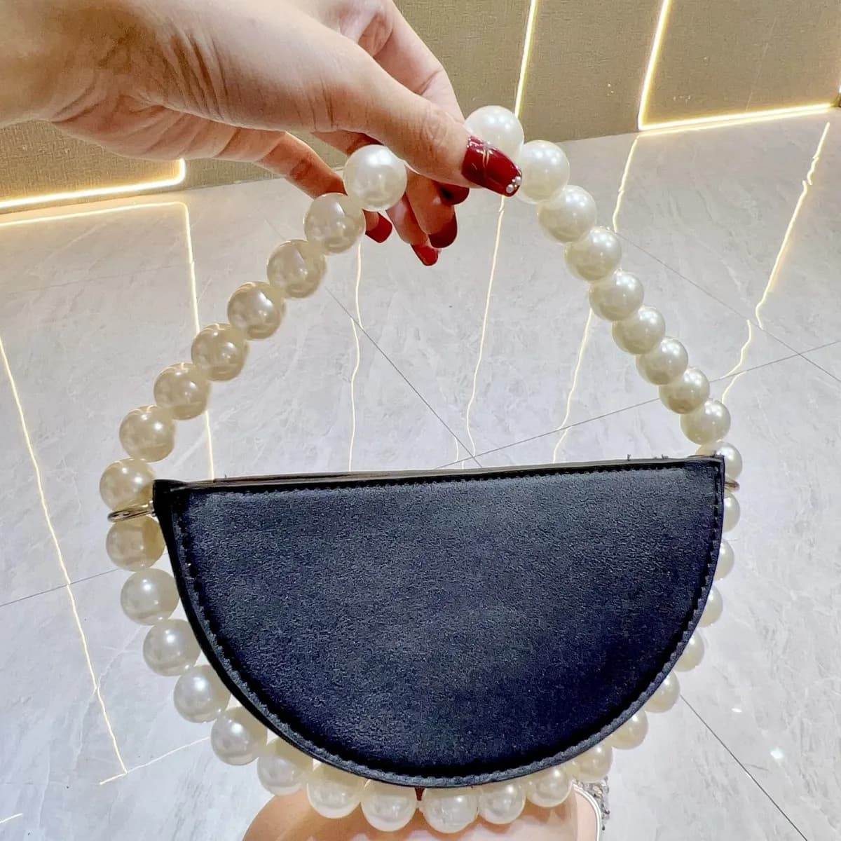 Nuova borsa da pranzo borsa a mano con perline borsa urbana semplice semitonda piccola borsa abito borsa a spalla singola obliqua da donna