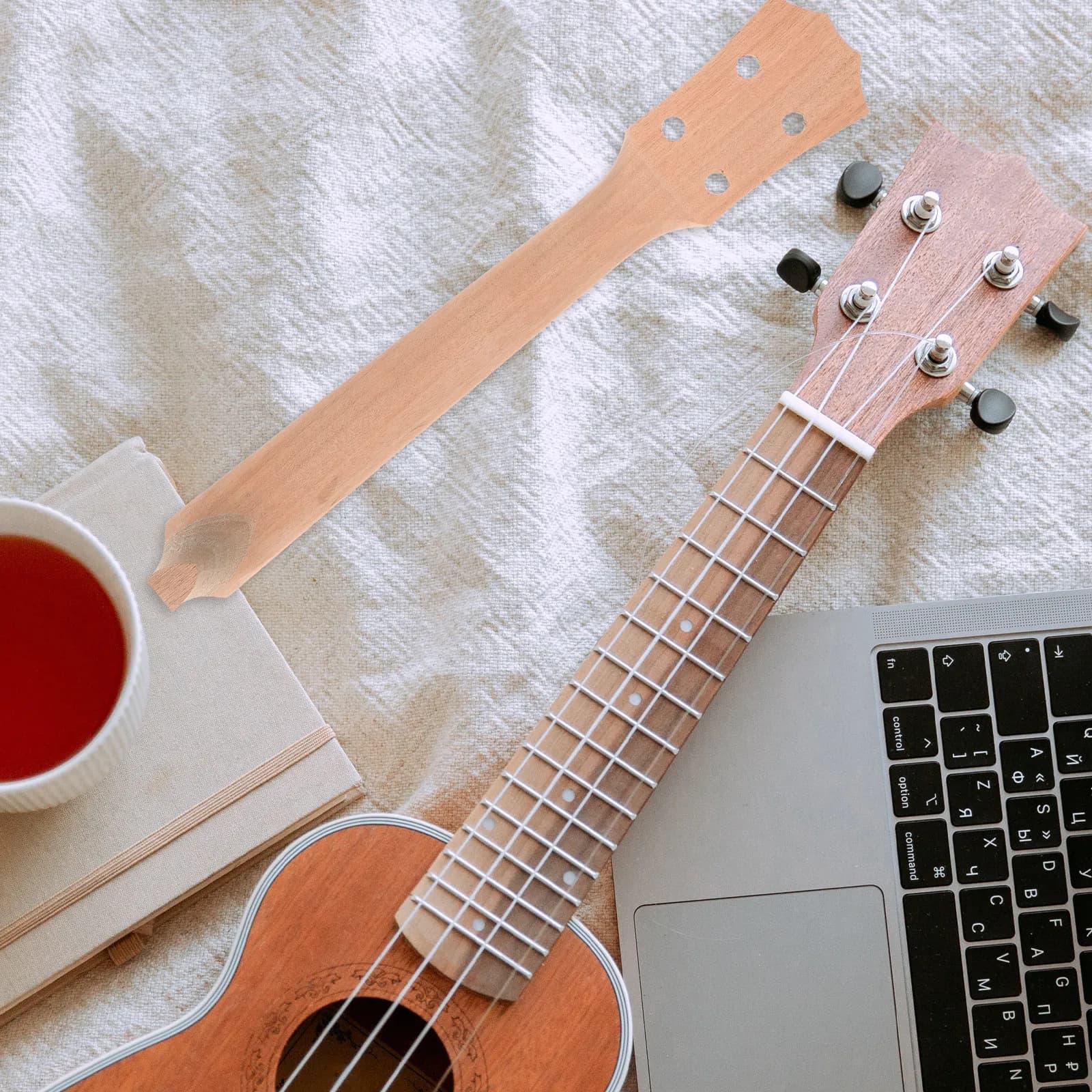 Manico per Ukulele da Concerto Grezzo Fai-da-te, Manico per Chitarra in Legno Non Verniciato per Artigianato, Parte per Strumento Musicale in Legno, per Creazioni Artigianali e Costruzioni Fai-da-te