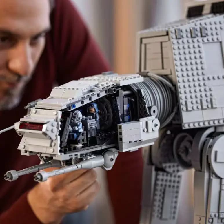 Set di Costruzioni AT-AT 2026 Moc 6785 Pezzi in Stock, Decorazione per la Casa Compatibile con LEGO, Regalo per Bambini e Adulti