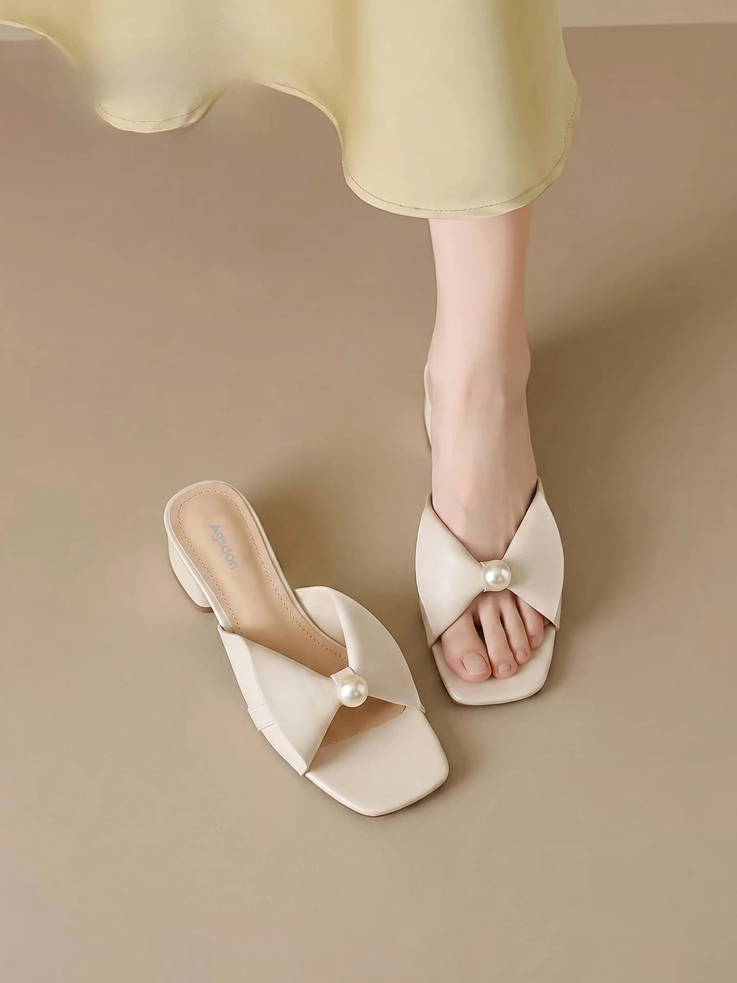 Agsdon Women's Chunky Heel Slippers Outdoor Wear Summer Open-Toe Flat Sandals Comfortable Wide Strap Knot Slippers