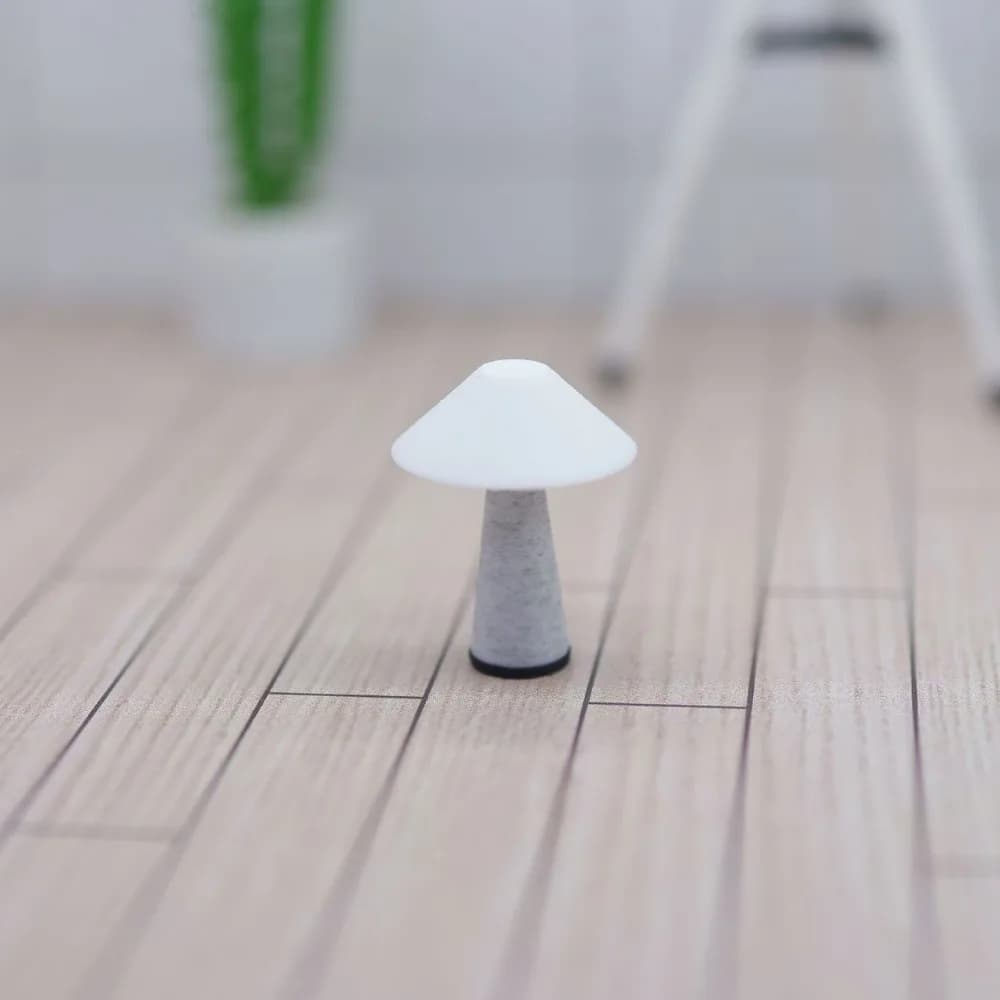 Mini Lampada da Scrivania a LED Modello 1:12, Lampada da Terra Multistile per Casa delle Bambole, Luce Notturna per Bambola