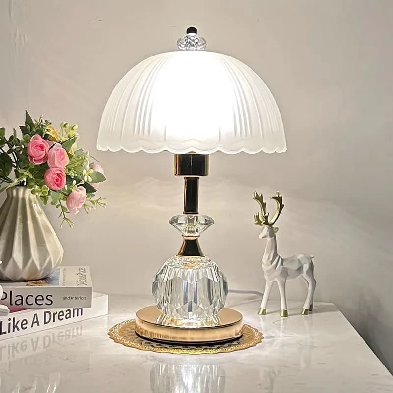 High-end crystal desk lamp, simple and fashionable, for bedroom, bedside table, discreet luxury, versatile, for study, wedding, home