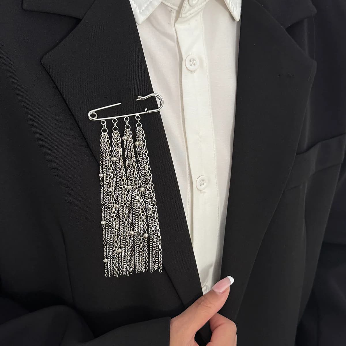Accessory Personalized Suit Anti-Flash Bead Necklace Pin Hanging Ornament Ins Waterproof Crystal Tassel Chain Brooch