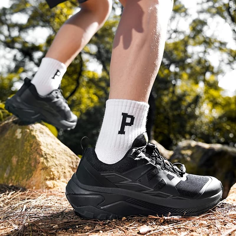 2025 Scarpe sportive primaverili e autunnali Scarpe casual da viaggio all'aperto da uomo Scarpe da corsa da uomo in mesh traspirante 39-45