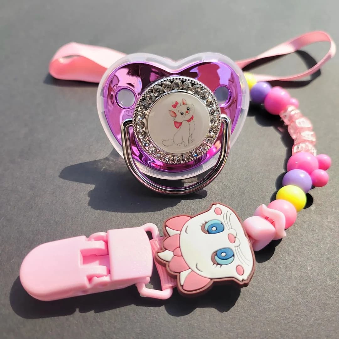 [Mary Cat] Disney Purple Cute Girl Ciuccio per bambini Clip per perline personalizzata Catena anti-perdita in silicone per bambini Dentizione da masticare sicura Kawaii