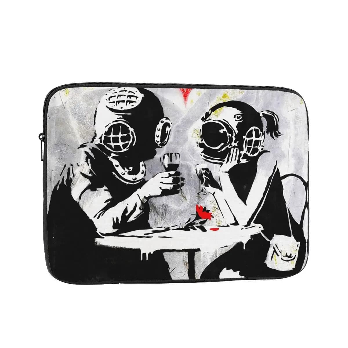 Banksy Coppia romantica che indossa caschi per immersioni in acque profonde Custodia per laptop 12 "13" 15 "17" Custodia per notebook Custodia antiurto