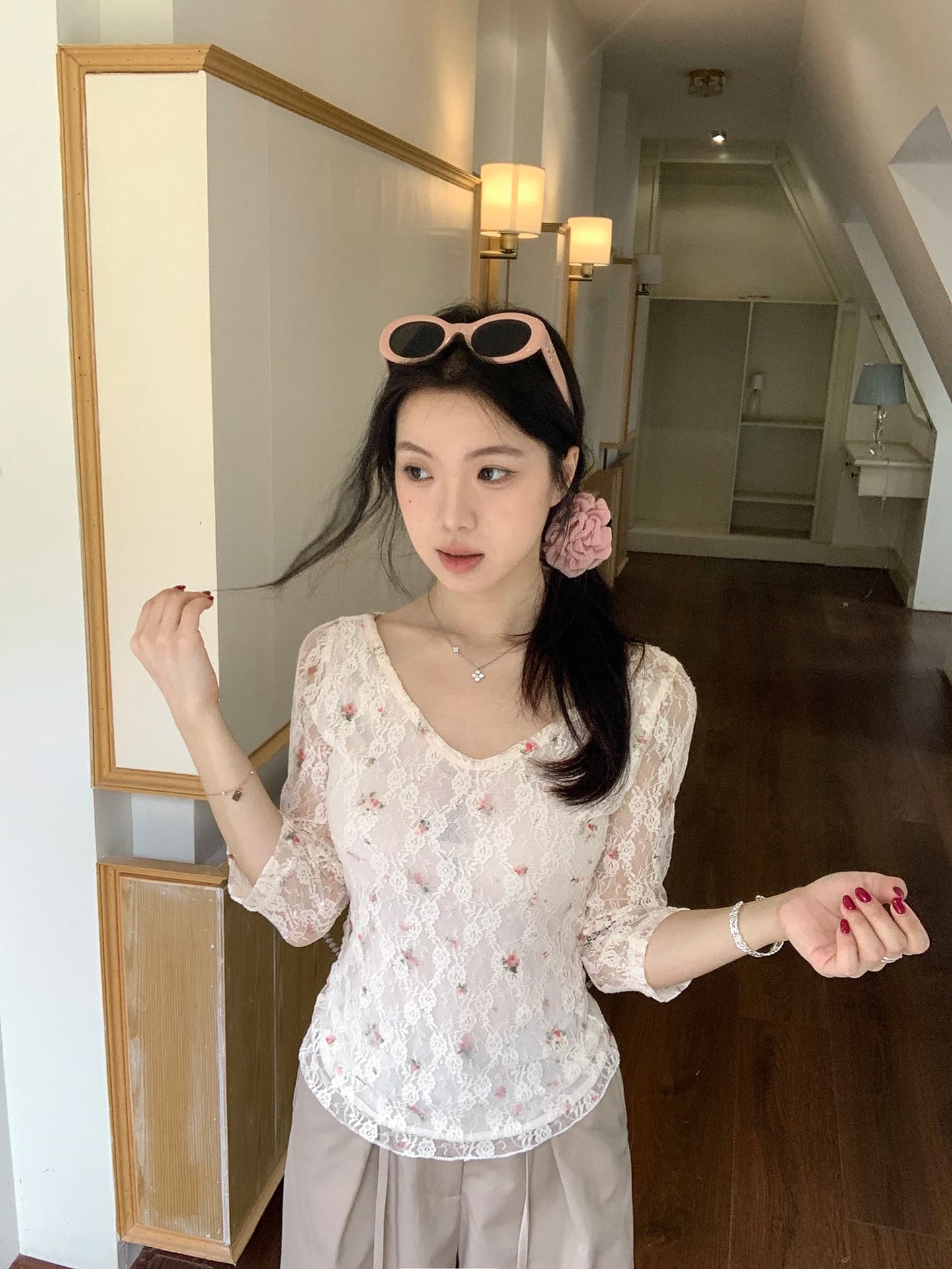 Pure Desire Floral Lace V-neck T-shirt Women's Slim Fit Base Shirt Seven Sleeve Women's Korean Style Spring Summer T-shirt