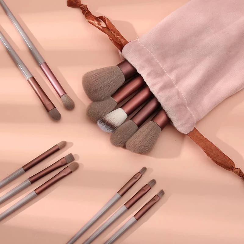 Set of 13 brushes for makeup, umbrella, foundation, women's cosmetic brush, umbrella brush, blush, soft makeup tools, bag for makeup