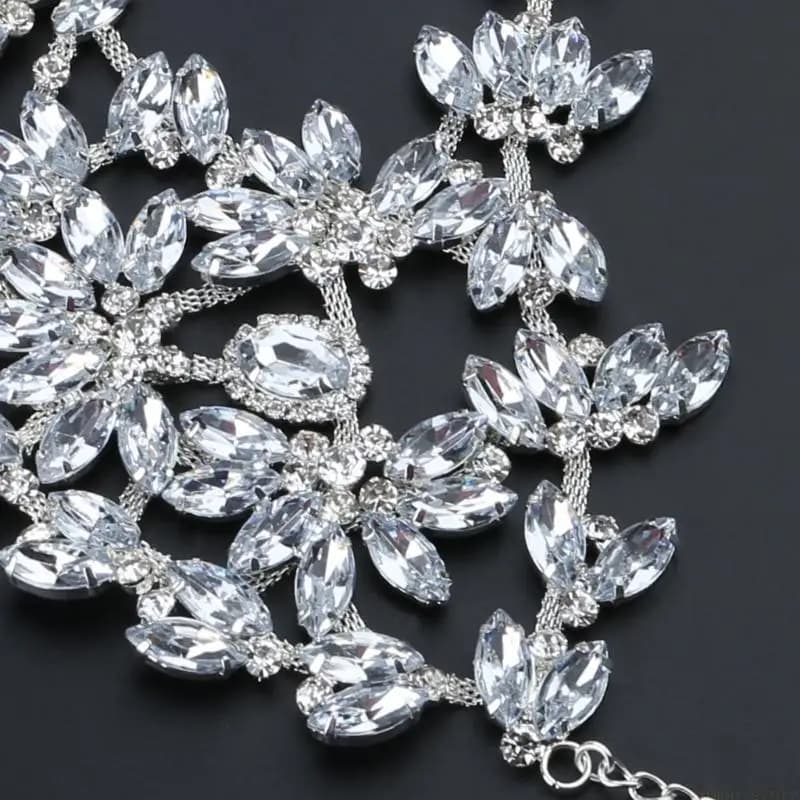 31BF Glitter Rhinestones Hollow Half Face Covering Gothic Crystal for Rhinestone Cover Ball Party Nightclub for Rhinestone Ve