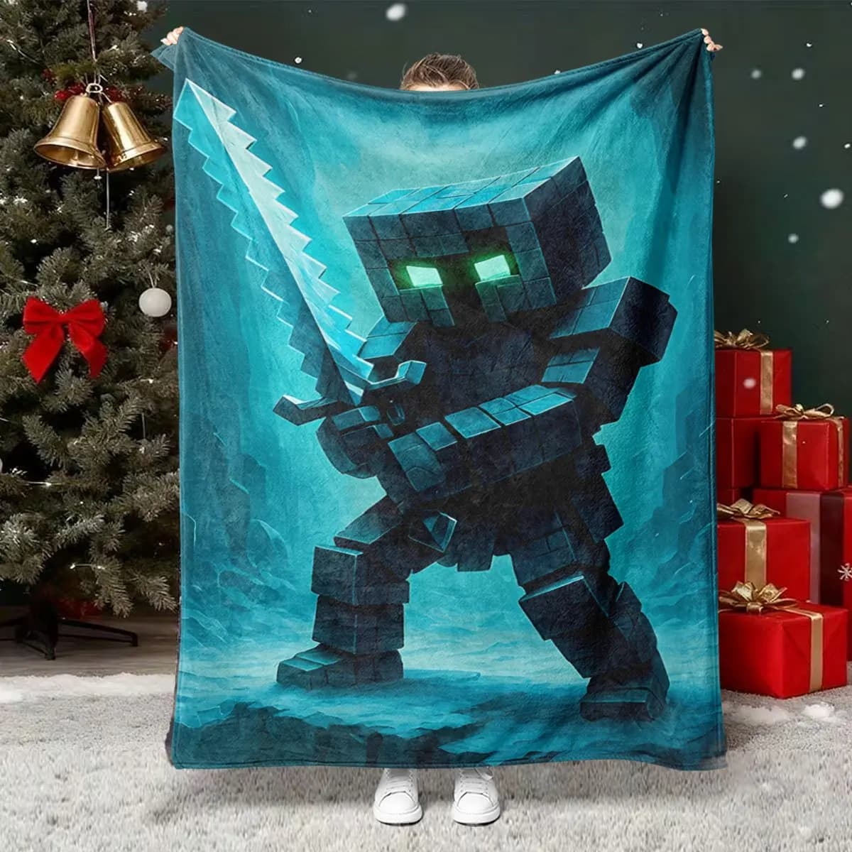 Pattern of square-armored warrior Flannel printed blanket suitable for all seasons suitable for living room office sofa travel