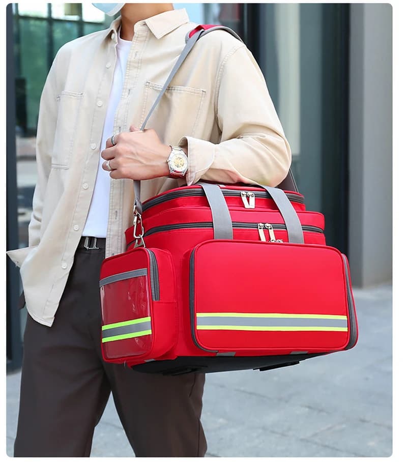 Borsa medica di primo soccorso Borsa di salvataggio di emergenza esterna Borsa di grande capacità Borse da viaggio multitasche Oxford riflettenti impermeabili vuote