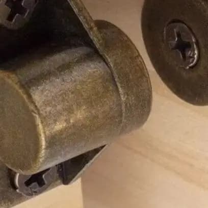 Fermo Magnetico per Ante di Armadi e Mobili, Chiusura Magnetica Ultra Resistente in Lega di Zinco per Porte e Armadietti