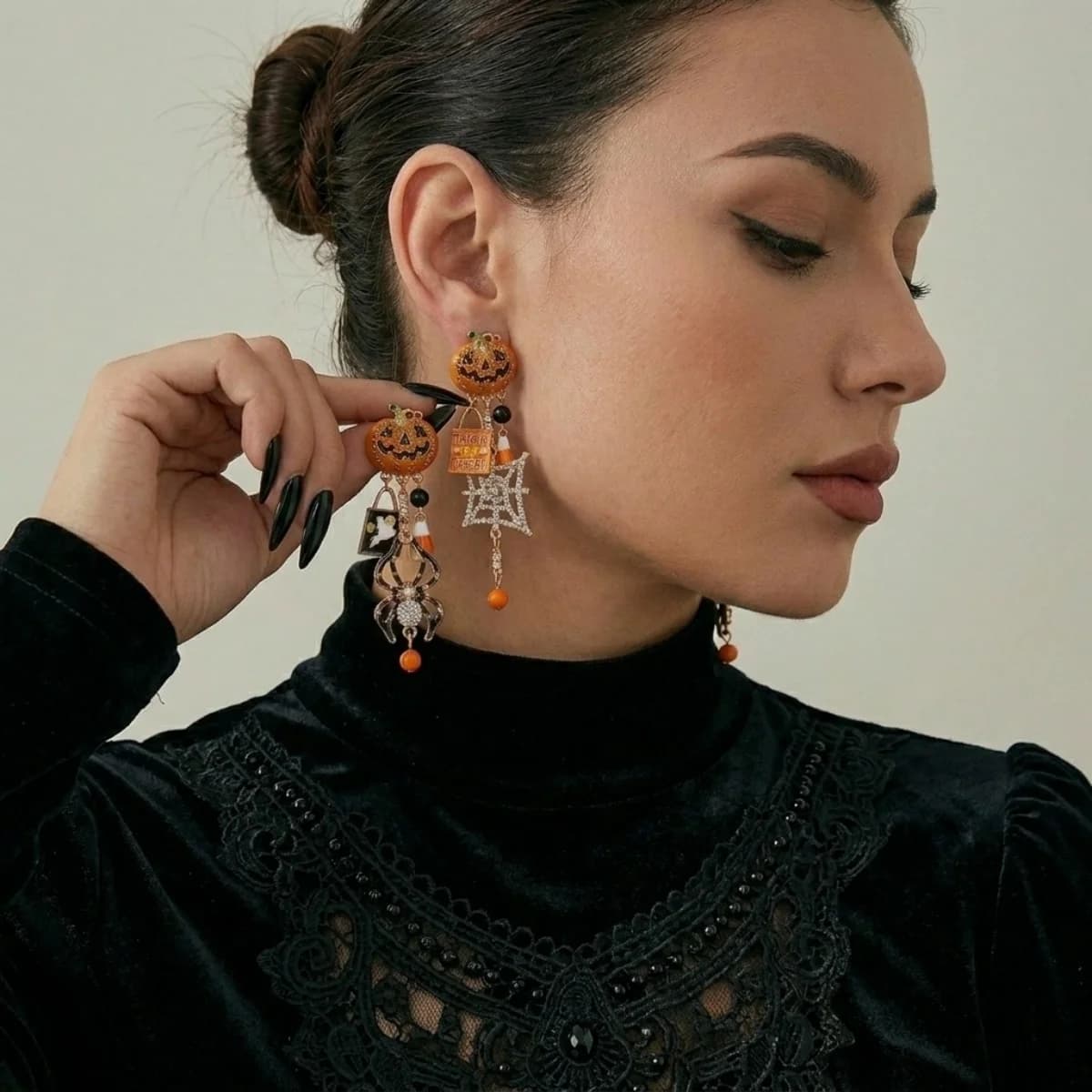 Halloween Rhinestone Pumpkin Spider Web Ghost Tassel Asymmetric Drop Earrings For Women Men Gothic Ghost Party Earrings Jewelry