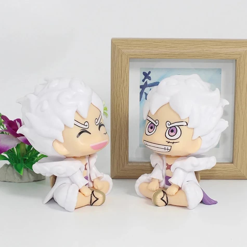 In Magazzino One Piece Nika Rufy Roronoa Zoro Nami Sanji Mini Figura Anime Kawaii Seduta Giocattoli Desktop Auto Ornamenti Modello Regali