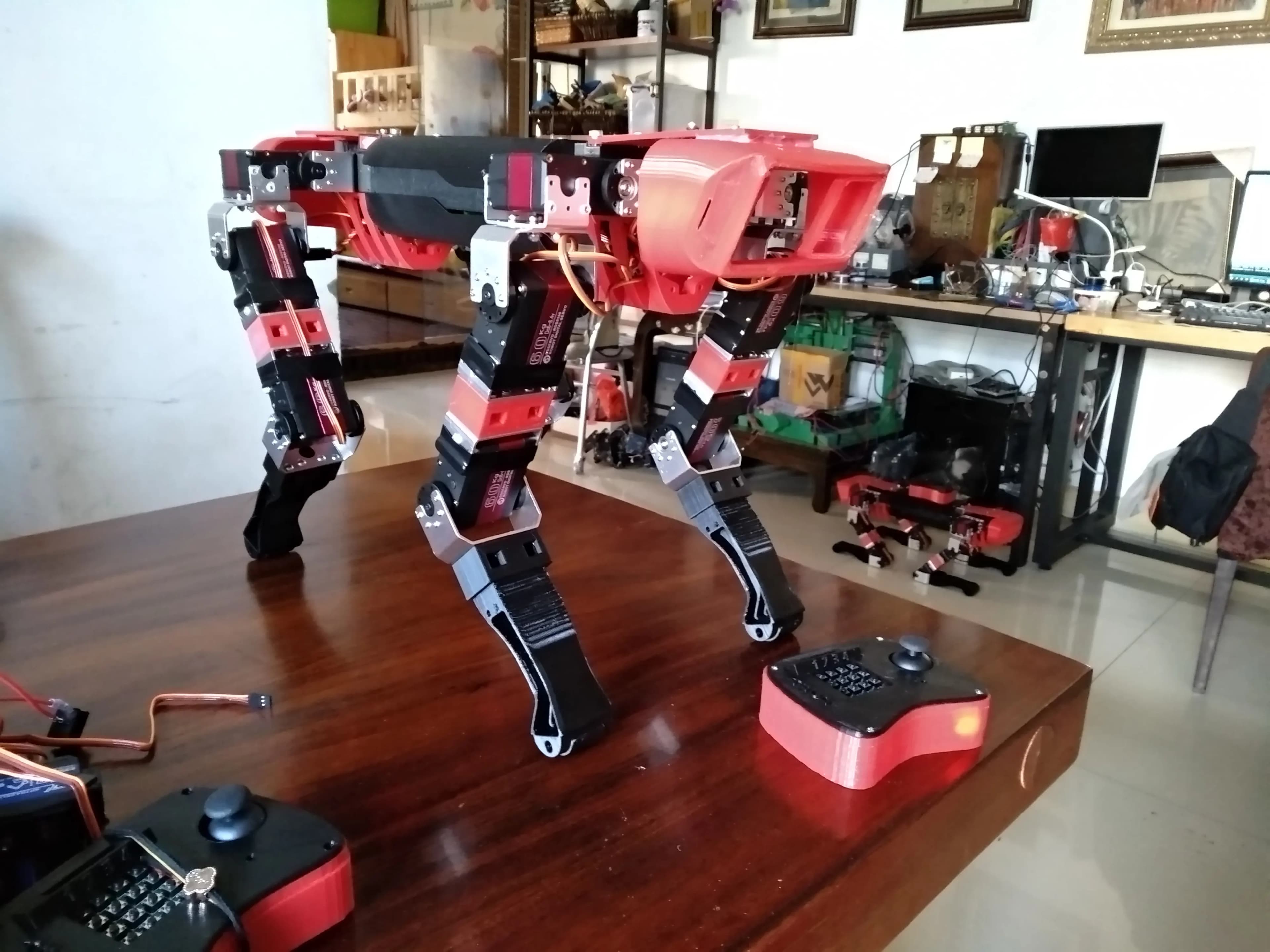 Open source 4-legged ro bot plus size four-legged ro bot dog arduino programming STEM education