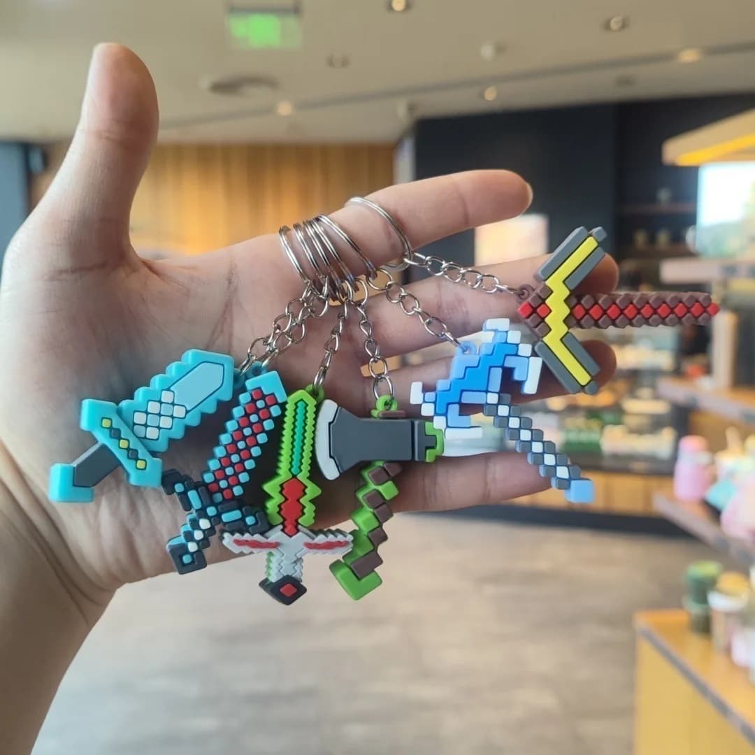 6pcs New My World Keychain Pendant Steve Soft Plastic Doll Keychain Backpack Pendant Small Gift