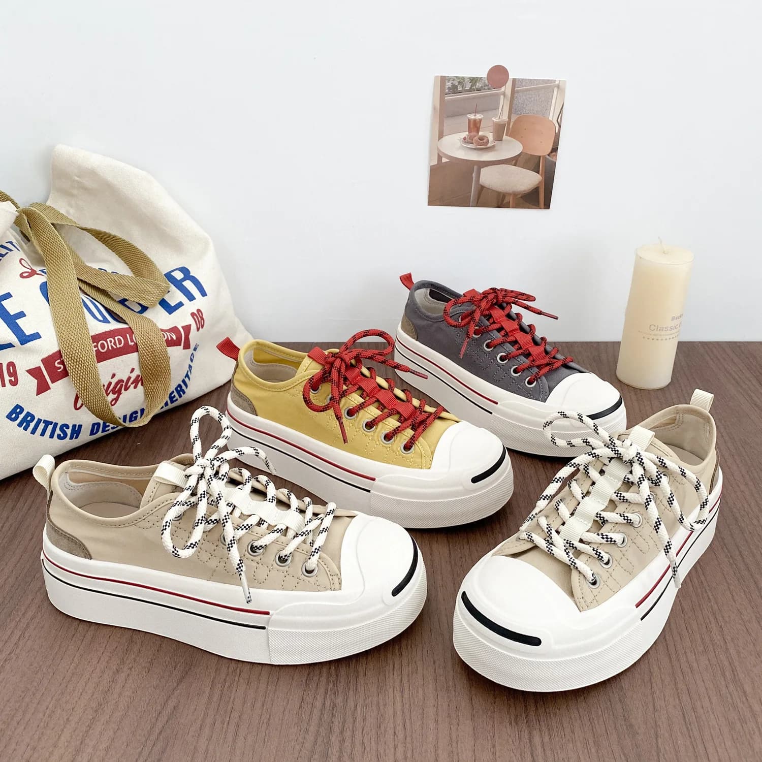 2026 New Women's Chunky Platform Height Increase Retro Canvas Sneakers Minimalist Round Toe School Style Chic Casual Lace Up