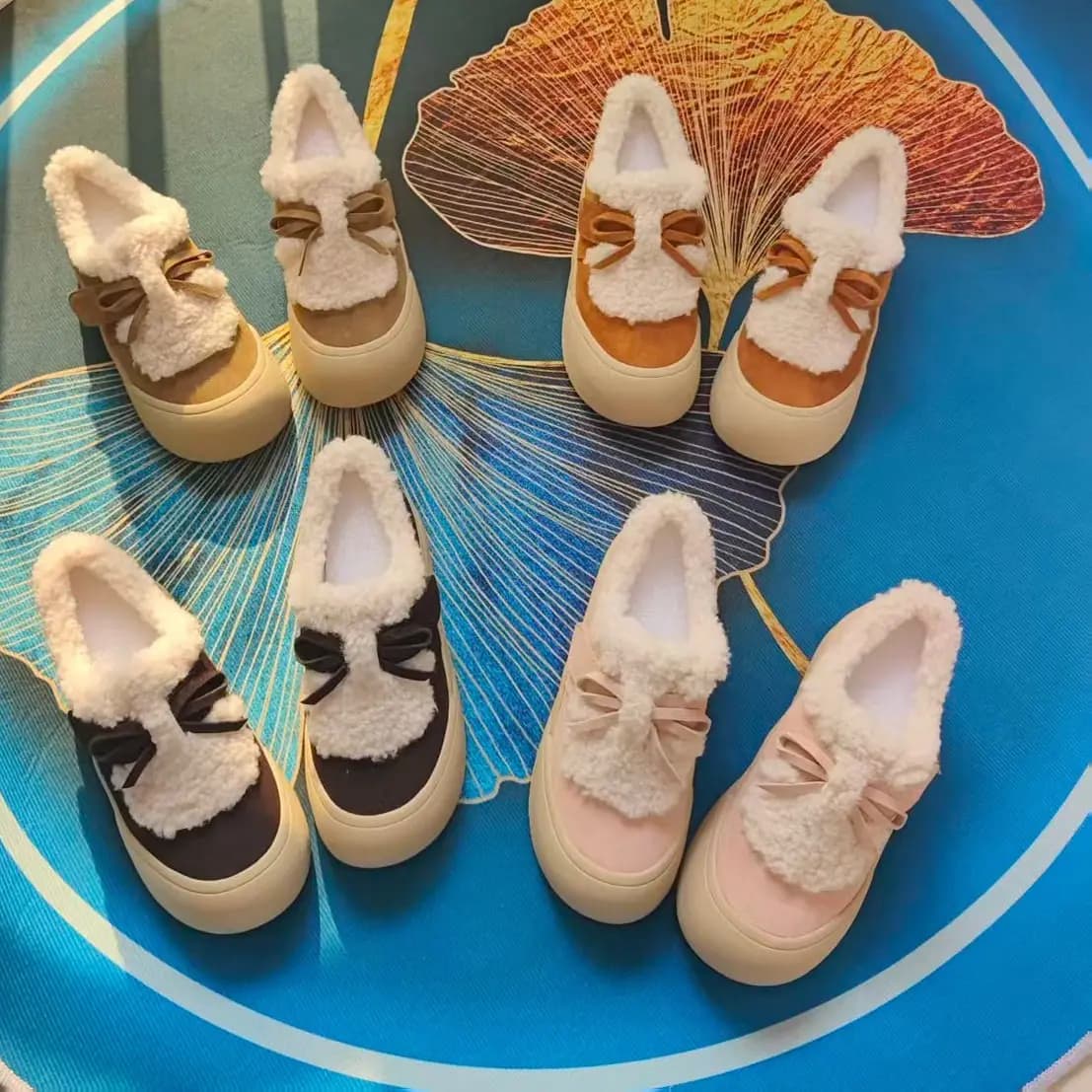 Thick-soled Velcro One-pedal Velvet Winter Board Shoes Women's Japanese Cute Big-headed Doll Comfortable Casual Flat Shoes Girl