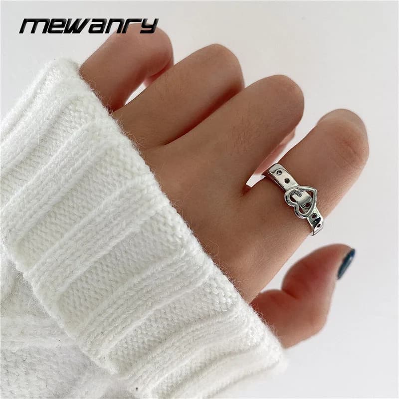 Mewanry Love Heart Belt Anelli per dita per donne Ragazze Design creativo Trendy Chic Elegante Carino Regali per gioielli per feste quotidiane Anelli