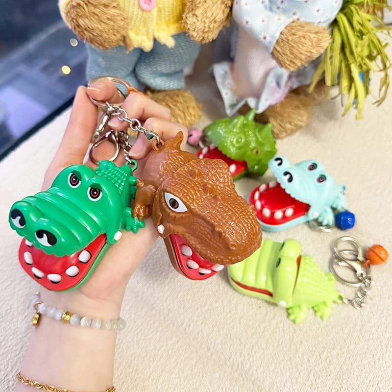 Portachiavi Giocattolo Dinosauro con Denti di Coccodrillo che Mordono il Dito, Gioco a Retrocarica, Gioco di Reazione per Bambini, Gadget per Feste in Famiglia