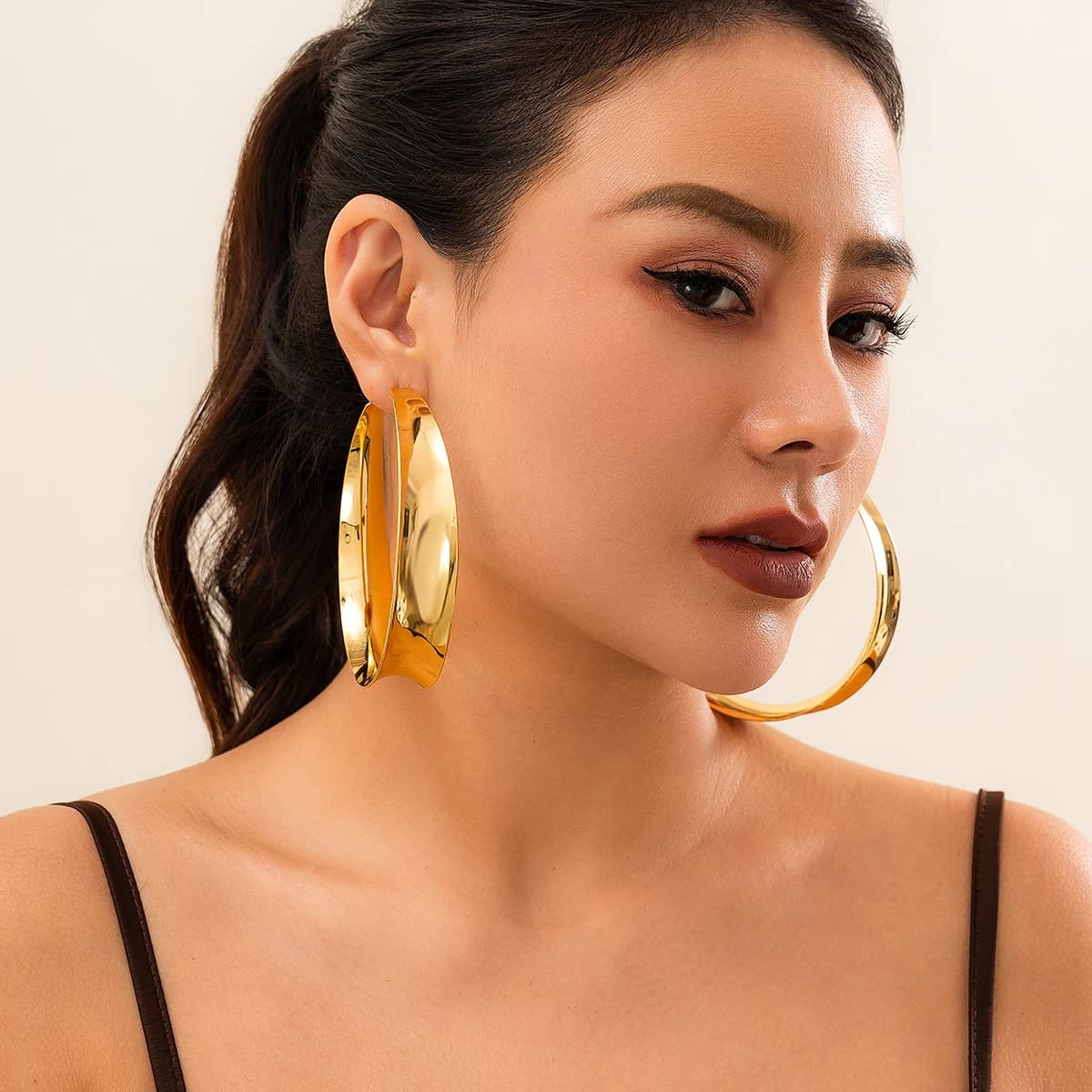 Orecchini a Cerchio Grandi e Traforati Stile Punk KunJoe per Donne, Gioielli alla Moda a Forma di Cerchio, Regali per Signore, Accessori per Festival