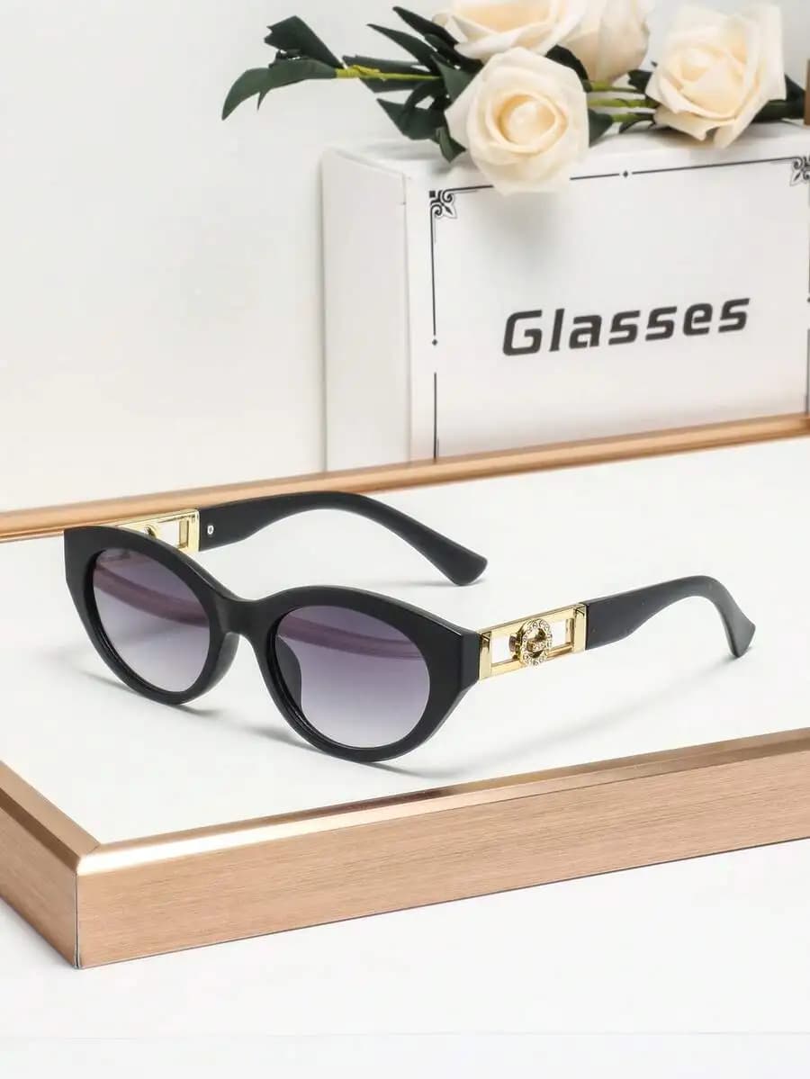 Womens Oval Plastic Fashion Sunglasses With Gold Tone Accents For Vacation Driving And Casual Wear