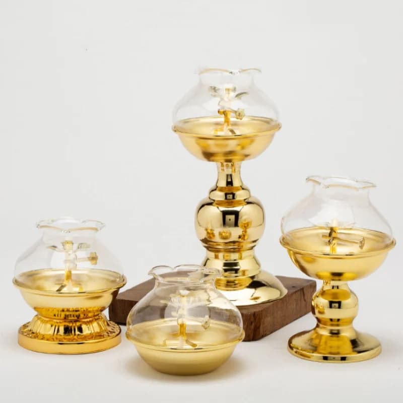 Golden oil lamp for Buddha with glass wind cover, metal Buddhist lantern burner, religious candlestick article