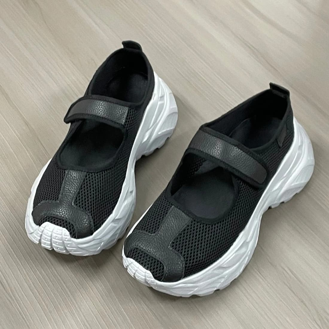 Xingliupi Mesh Women's Shoes High Quality Casual Shoes Fashion Popular Sneakers for Women Unique Shape Genuine Leather