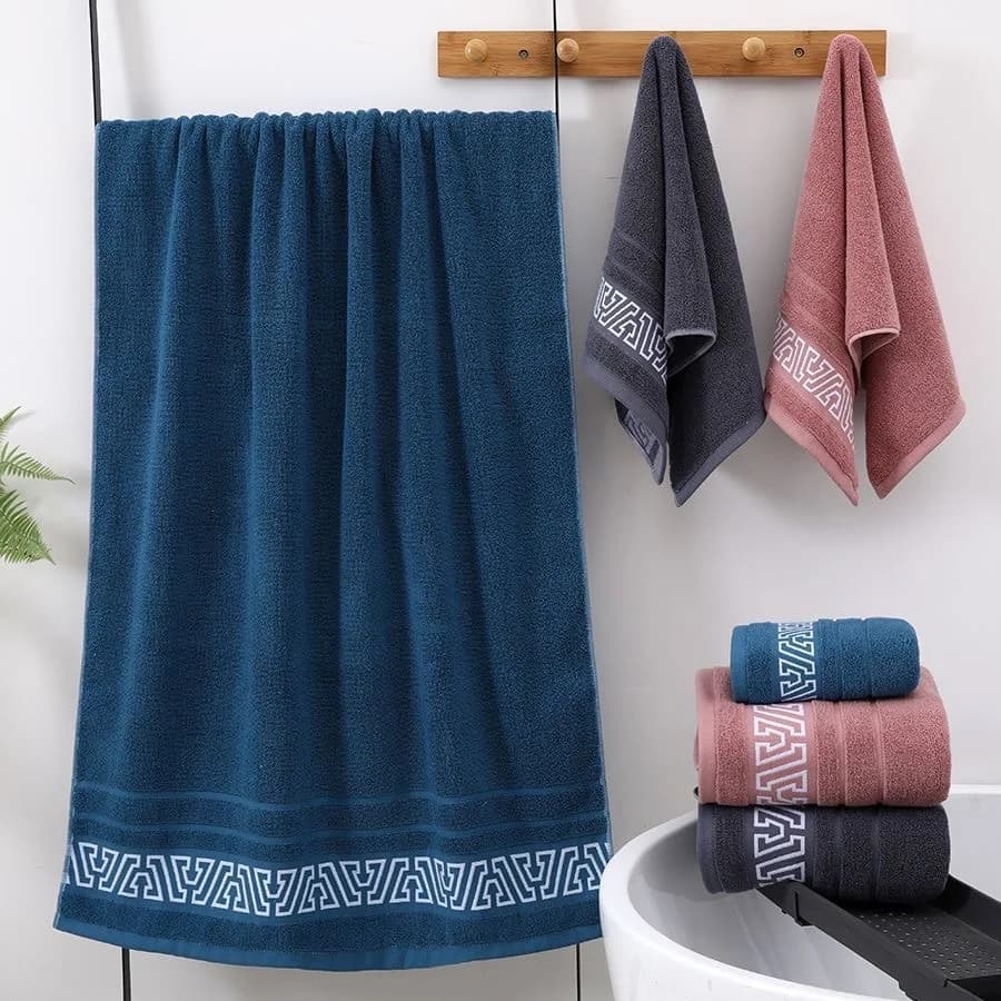 Asciugamano da bagno ad asciugatura rapida da 32 strati resistente da 1 pezzo Asciugamano extra large altamente assorbente morbido ad asciugatura rapida per donne uomini Spa Travel