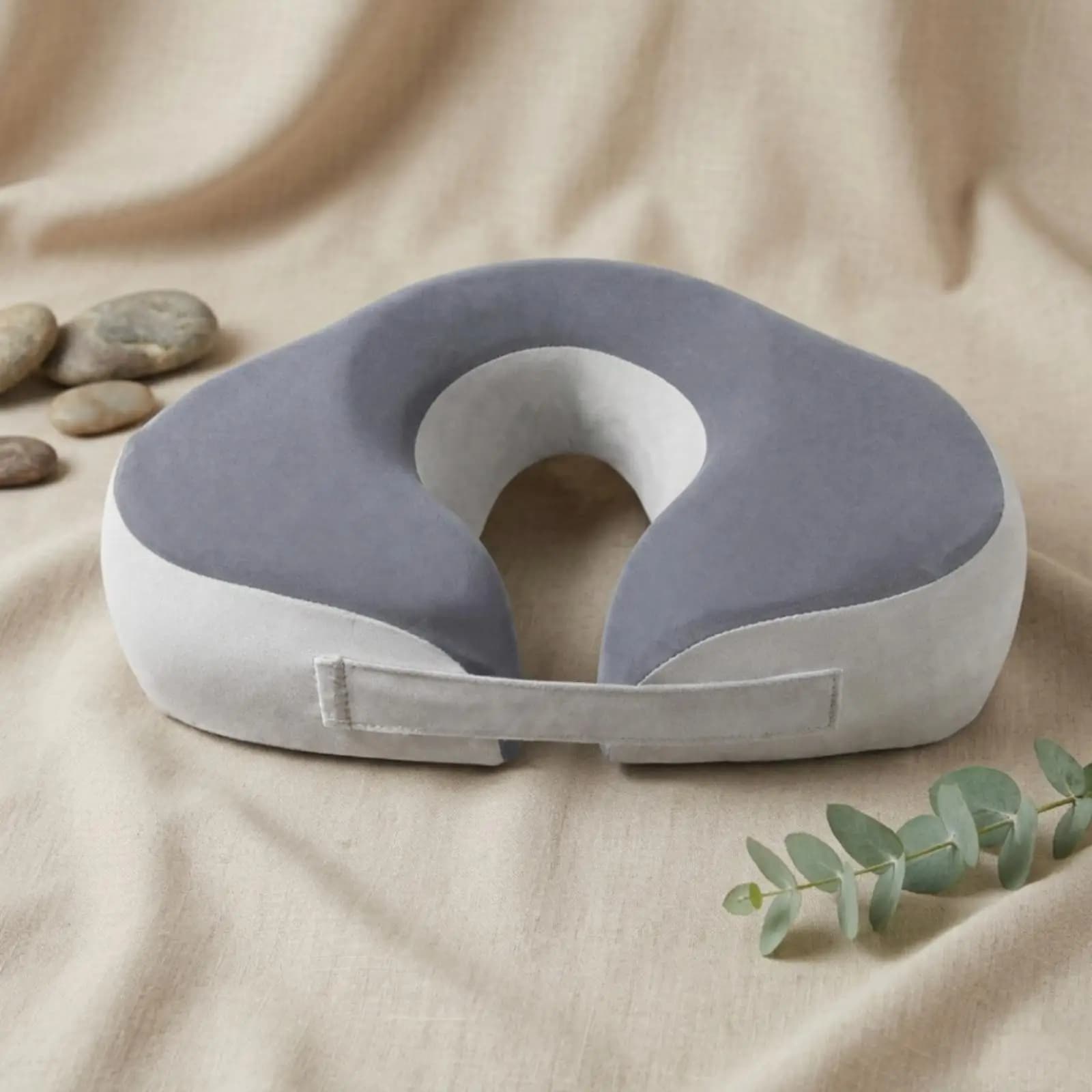 Cooling Ice Silk Massage Pillow Ergonomic Face Cushion Headrest for Beauty Massage Table Spa Use