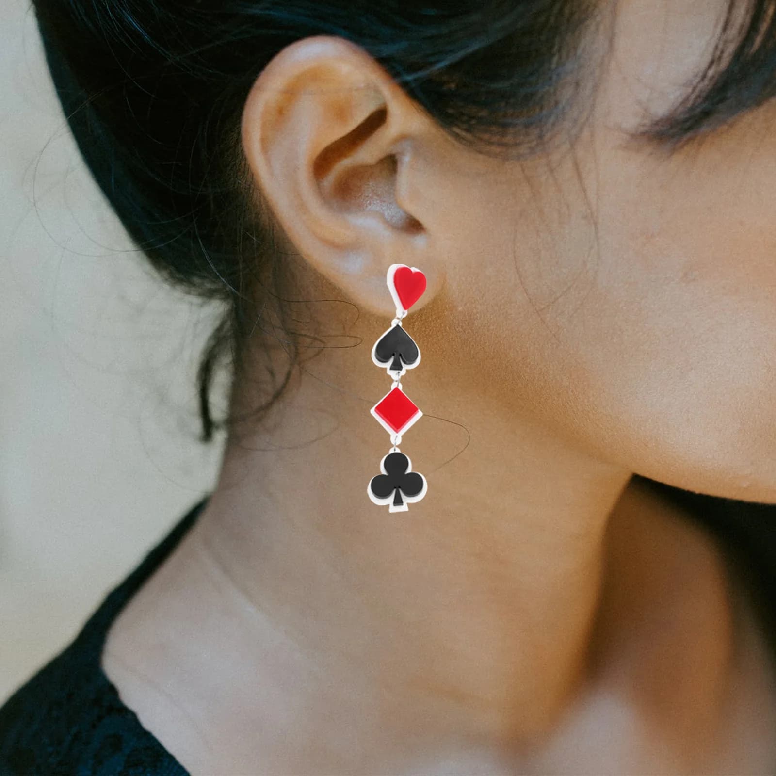 Orecchini geometrici, decorazioni per le orecchie, motivo a carte da gioco, regali per donne, accessori alla moda