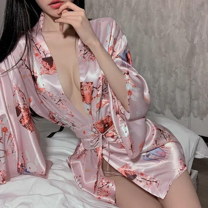 Kimono giapponese Sexy Cosplay Lady Sakura Rosa Indumenti da letto Abito scollato Abito da donna Sesso Yukata Costume Pigiama Set di lingerie erotica