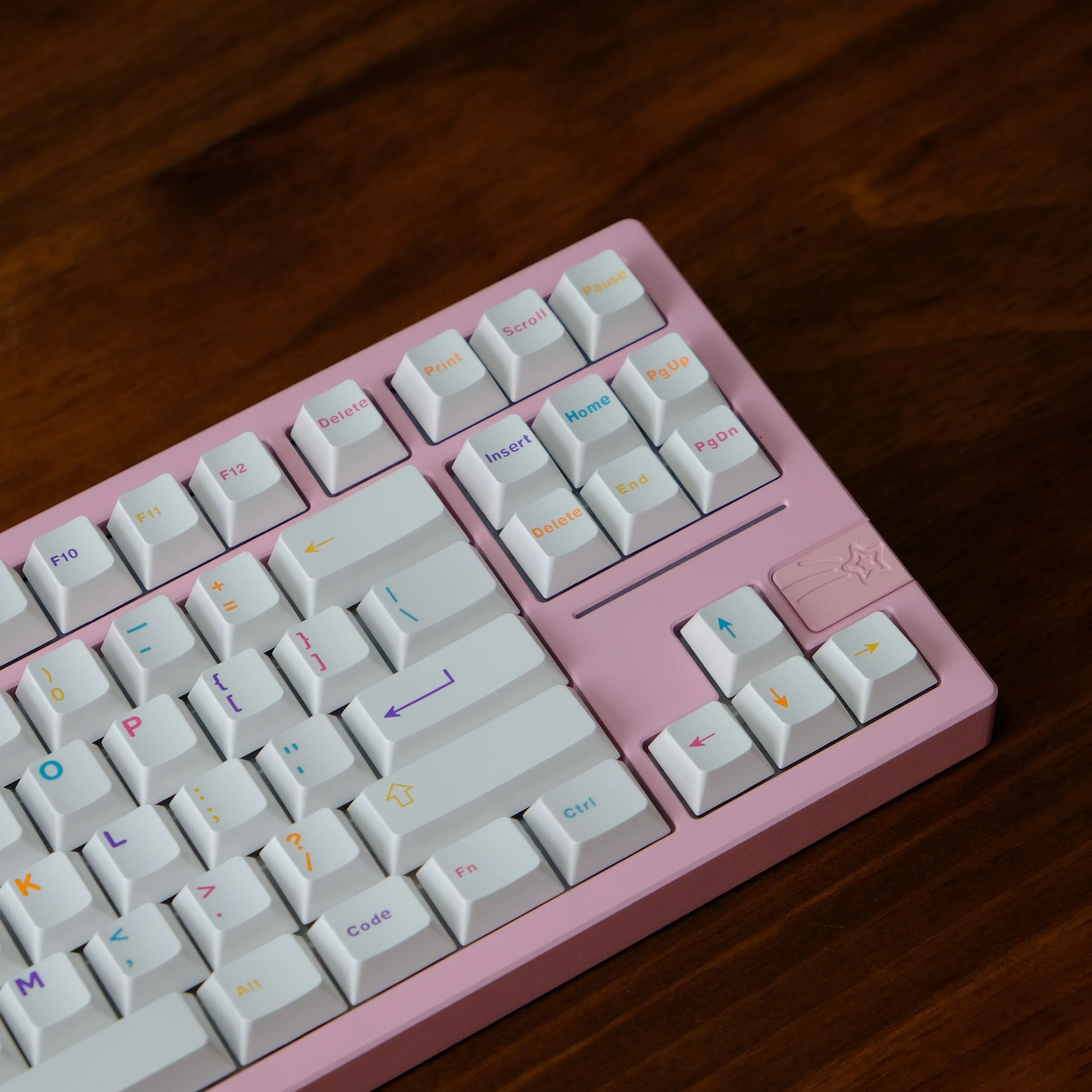 Custom white colored double snap caps 121 keys ABS Copritasti with Cherry profile for switches Cherry Gateron MX Mechanical keyboard