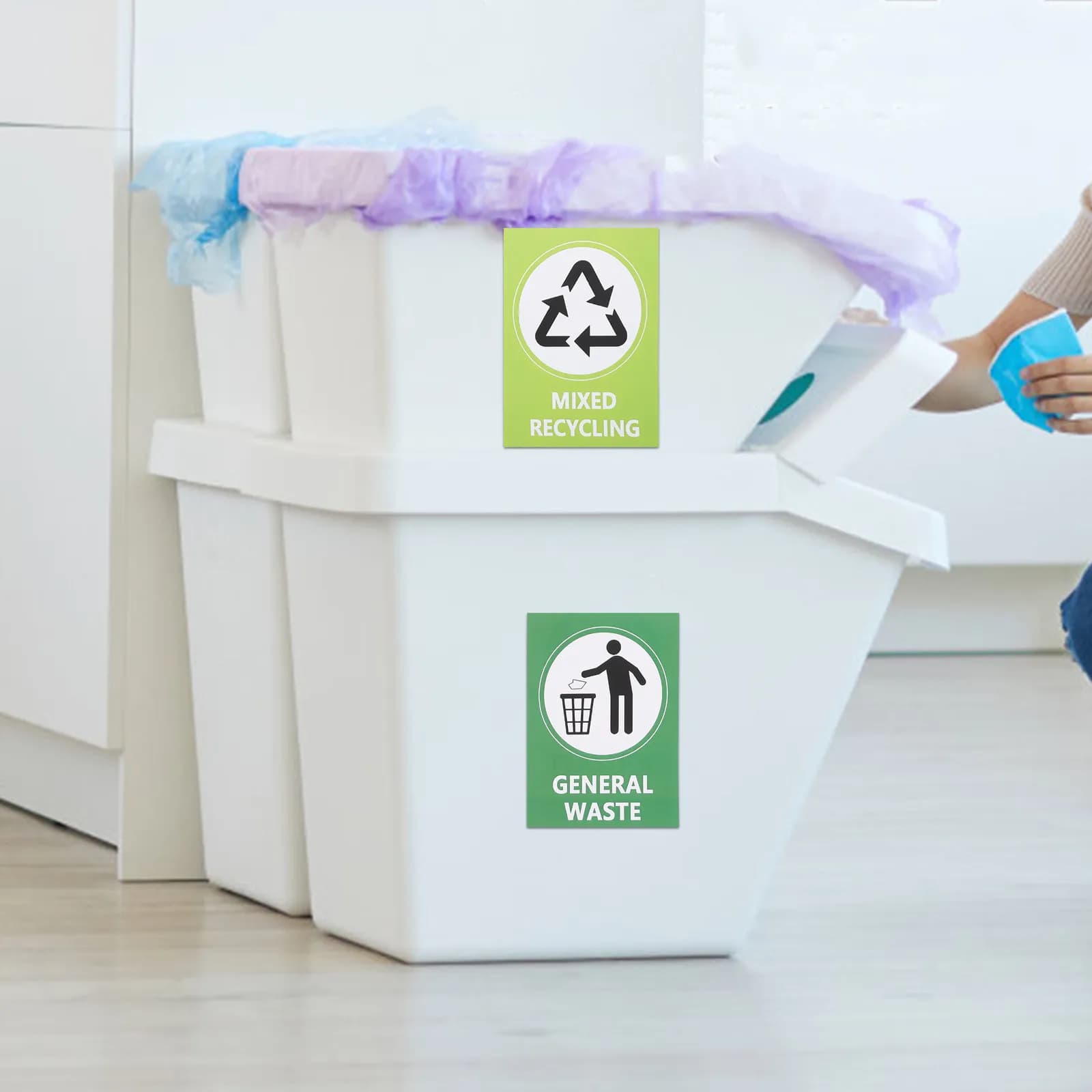 Adesivo per la Raccolta Differenziata, Etichetta Trasparente Impermeabile per la Gestione dei Rifiuti, Segnale di Riciclaggio per Bidoni della Spazzatura