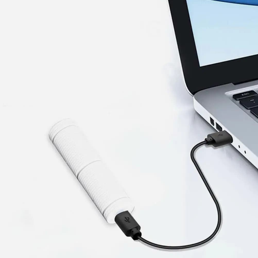 Torcia LED Portatile per Passeggiate Notturne con il Cane, Leggera e Compatta, Illumina fino a 10M, per Passeggiate Notturne a Mani Libere