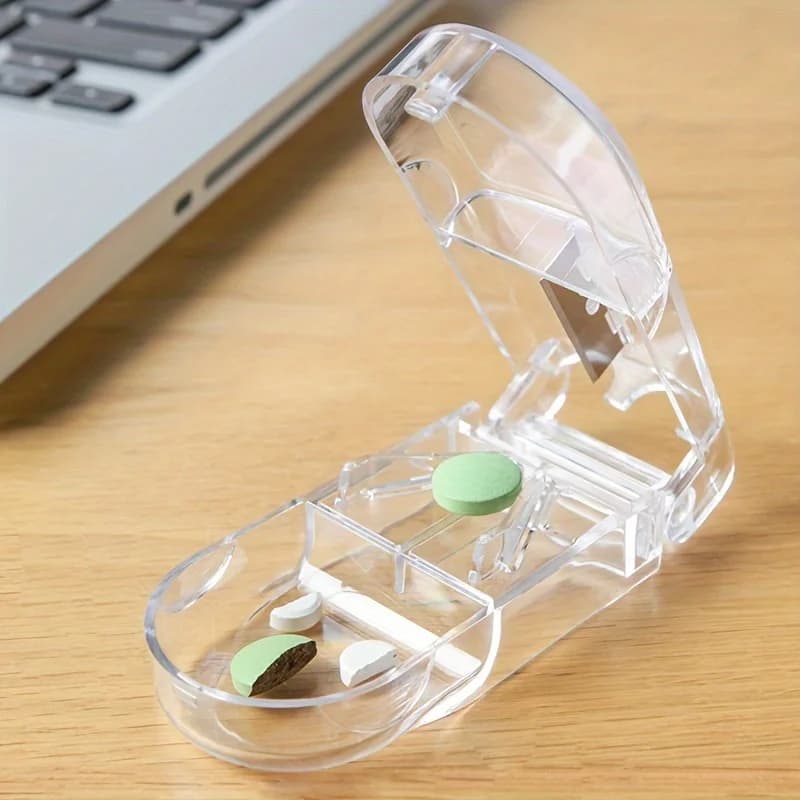 Compact 2 in 1 frame and organizer: easy to carry design, ideal for vitamin supplements and fish oils