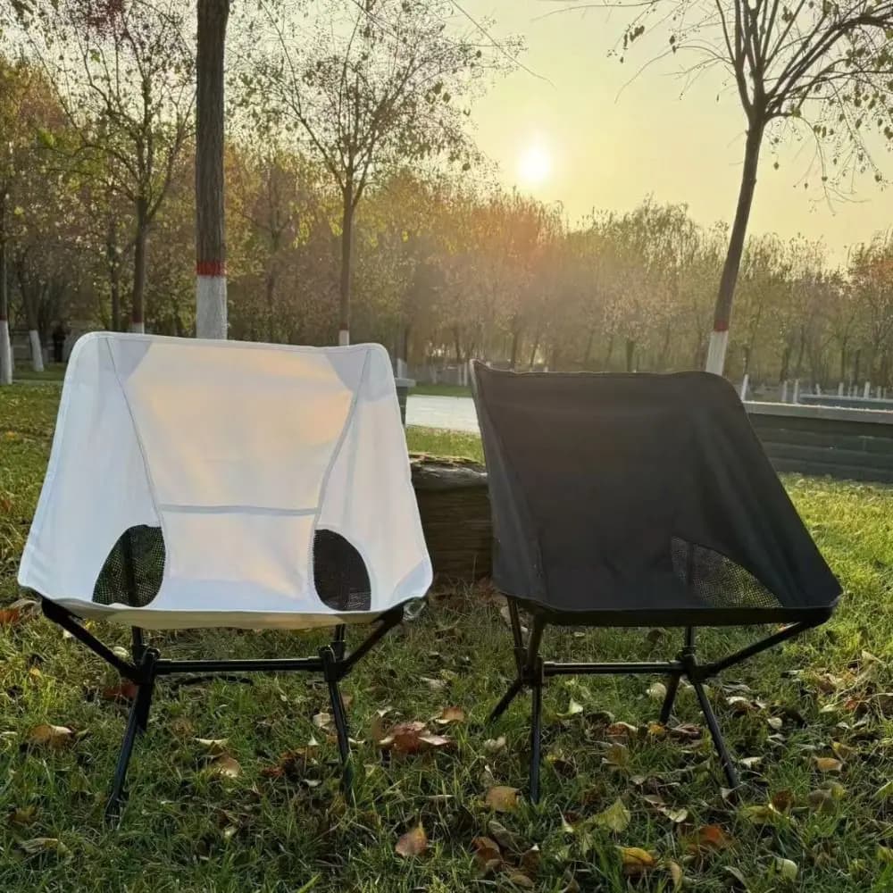 Sedia da campeggio pieghevole pieghevole Sedia pieghevole da pesca ultraleggera resistente all'usura Schienale traspirante Escursionismo Sedile da picnic BBQ