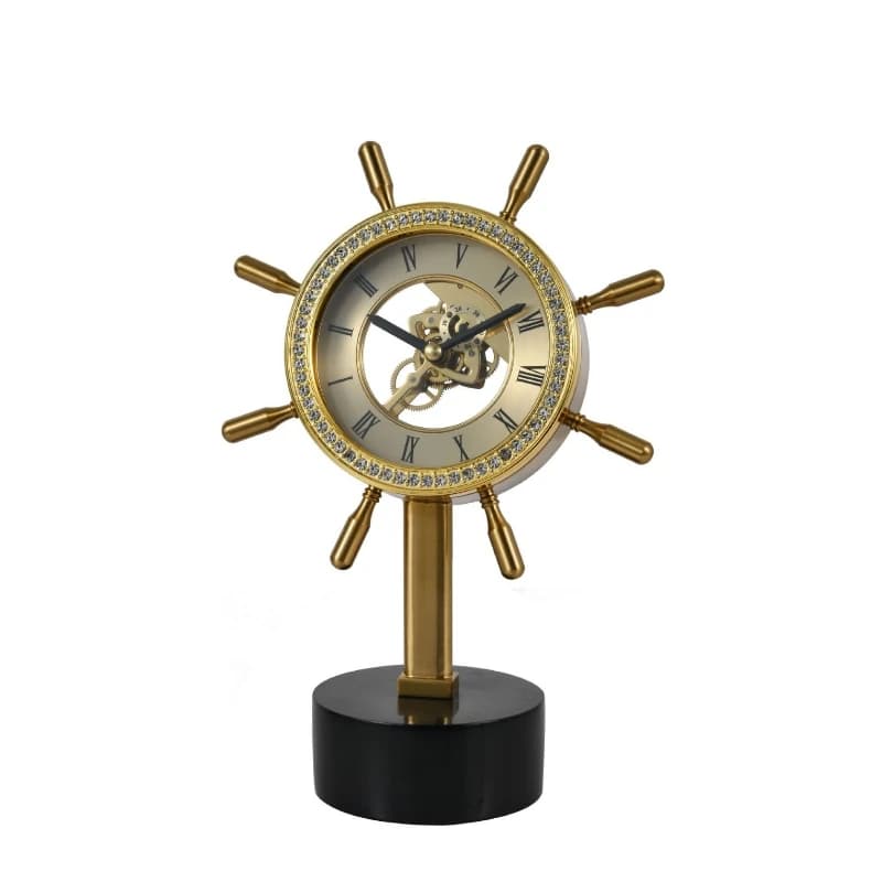 Ornamento di orologio in ottone di lusso leggero europeo, orologio da tavolo con atmosfera di moda di fascia alta, orologio a pendolo silenzioso