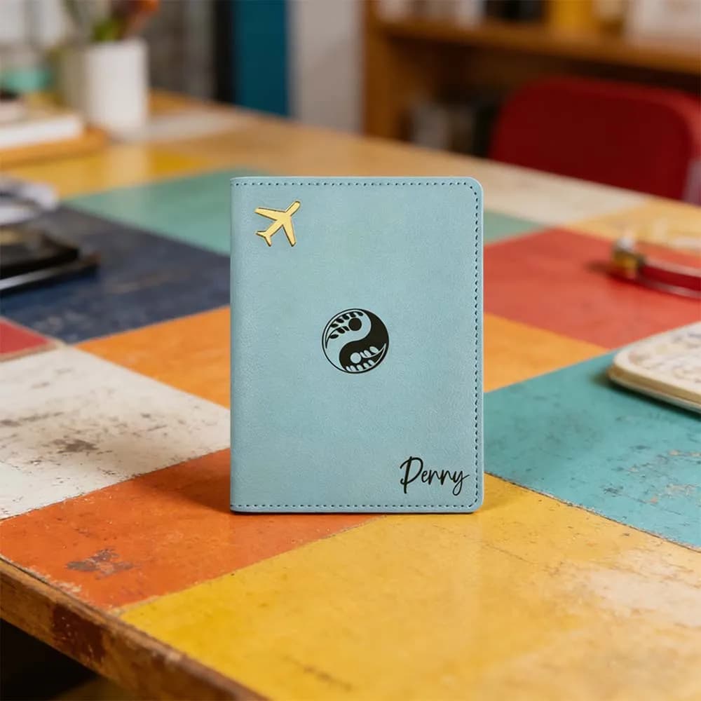 1 copertina per passaporto personalizzata con nome, regalo per figlio, porta passaporto in pelle premium, design personalizzato