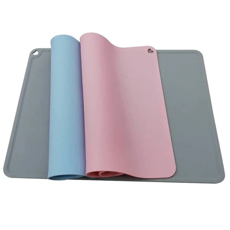 Tappetino per animali domestici impermeabile antiscivolo per tappetino per cibo per animali in silicone color gatto Ciotola per animali domestici Tappetino per acqua potabile Tappetino per alimentazione per cani Facile da pulire