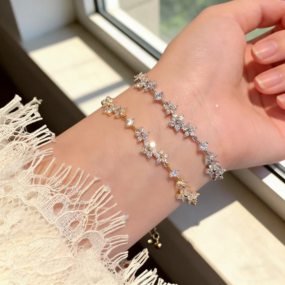 Exquisite Luxury Shining Micro-inlaid Zircon Cherry Blossoms Flower-shaped Adjustable Pull Bracelet for Women Sweet Jewelry Gift